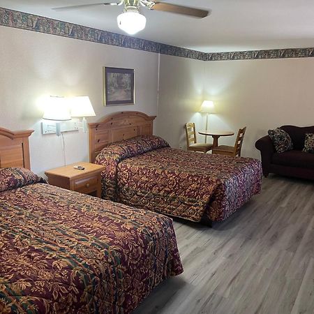 Lakeside Inn & Suites By Oyo Mathis I 37 Dış mekan fotoğraf