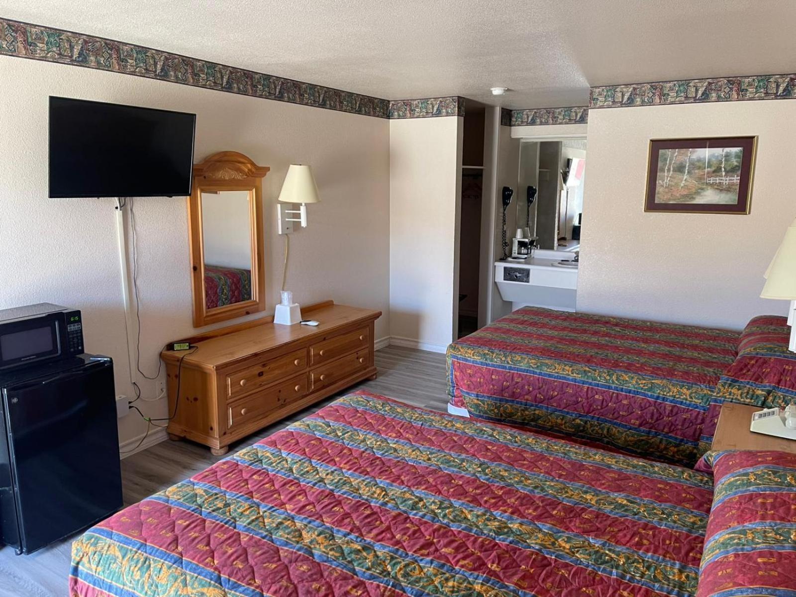 Lakeside Inn & Suites By Oyo Mathis I 37 Dış mekan fotoğraf